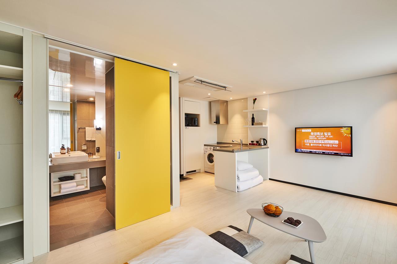 Chason Hotel The Smile ซอกวีโพ ภายนอก รูปภาพ