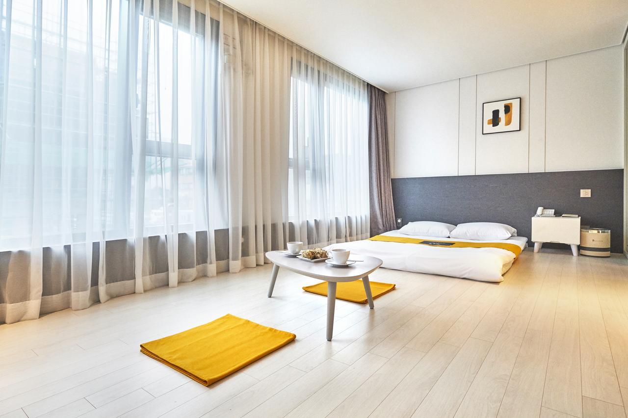 Chason Hotel The Smile ซอกวีโพ ภายนอก รูปภาพ