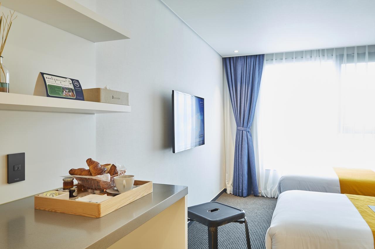 Chason Hotel The Smile ซอกวีโพ ภายนอก รูปภาพ