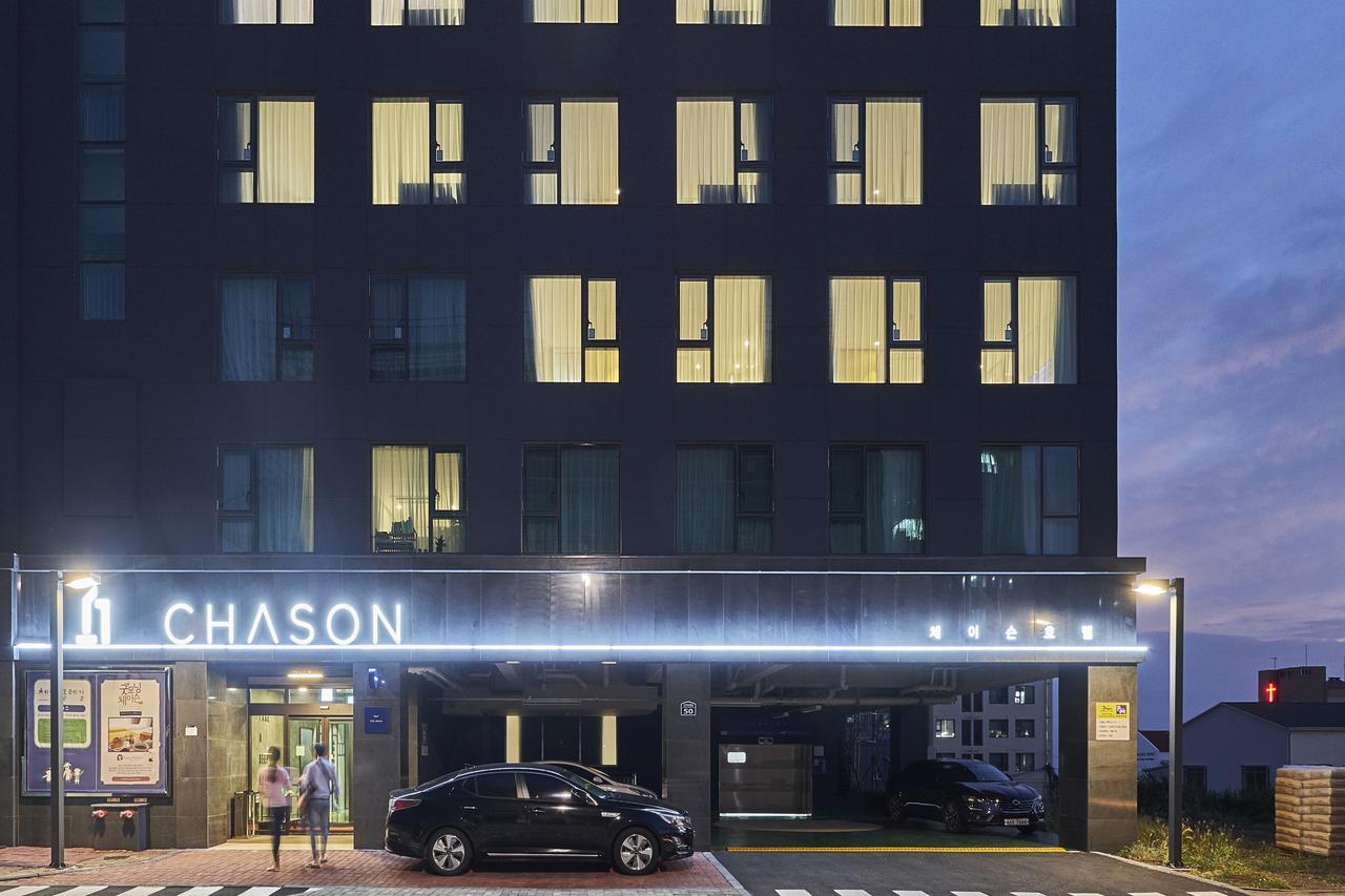 Chason Hotel The Smile ซอกวีโพ ภายนอก รูปภาพ